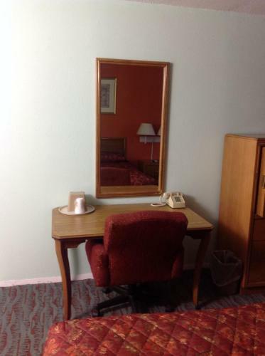 Motel Economy Inn - Granite City