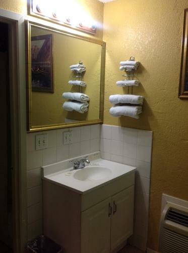 Motel Economy Inn - Granite City