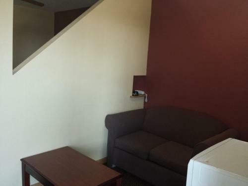 Motel First Western Inn - Fairmont City