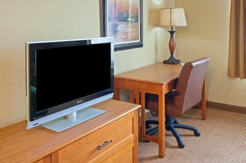 Hotel Country Inn And Suites Portage