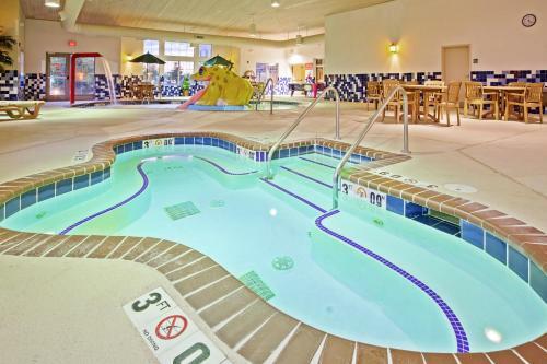 Hotel Country Inn And Suites Portage