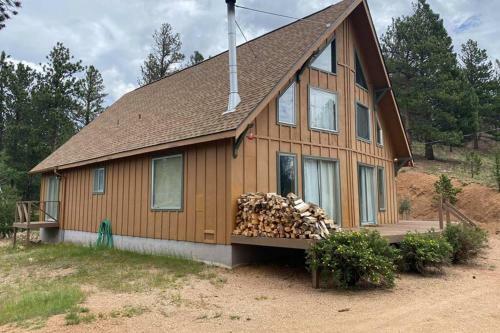 Villa Gorgeous 3bdrm Cabin Sleeps 12 On A Private Lake
