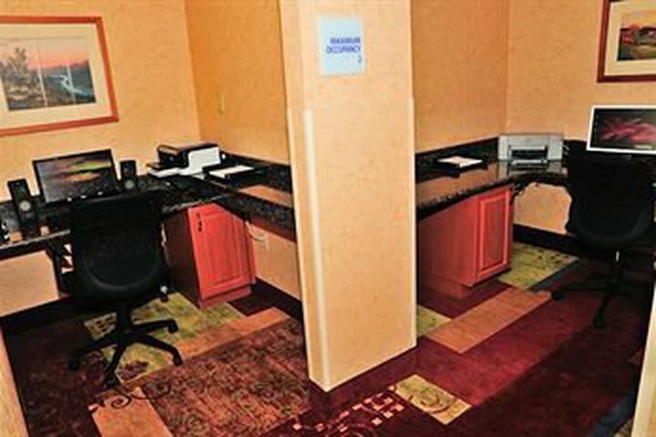 Holiday Inn Express Hotel & Suites Idaho Falls