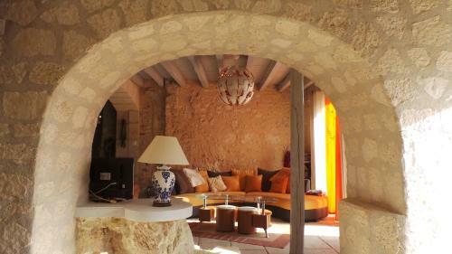 Maison Troglodyte