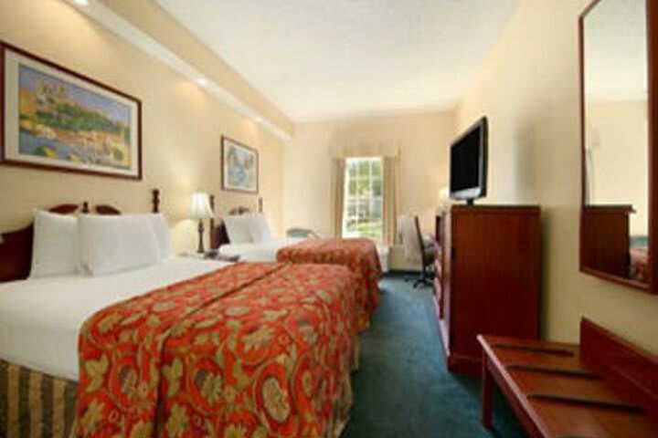 Hotel Baymont Inn & Suites - Jacksonville