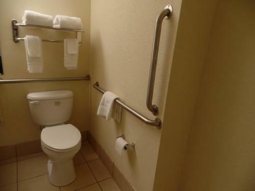 Hotel Home Inn & Suites