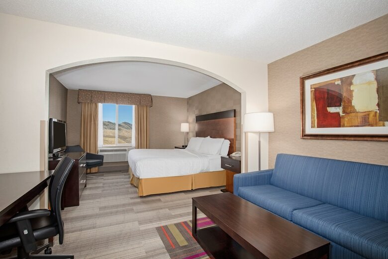 Holiday Inn Express Hotel & Suites Littleton