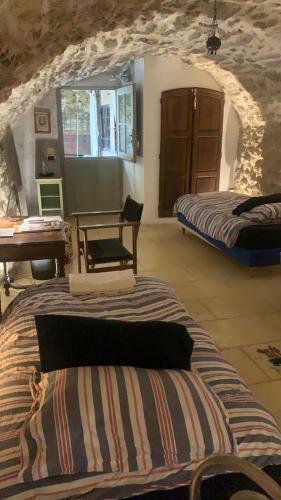 Bed & Breakfast La Villageoise, Ancienne Bergerie Troglodyte