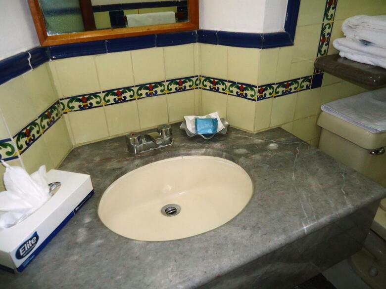 Hotel Concierge Plaza Colima