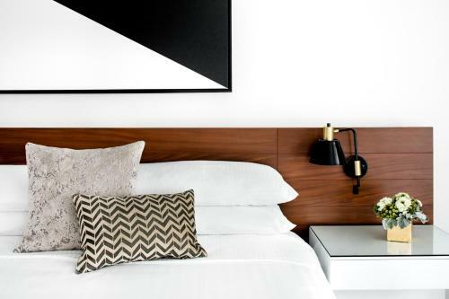St. Gregory Luxury Hotel & Suites