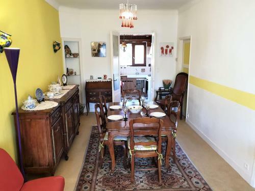 Villa Royan - Maison Rustique Avec Jardin Clos - Proche Commerces Et Plages