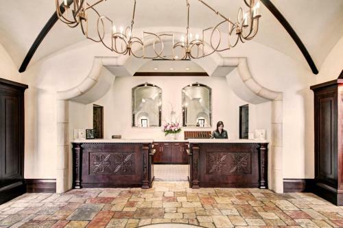 Hotel The Arrabelle At Vail Square A Rockresort