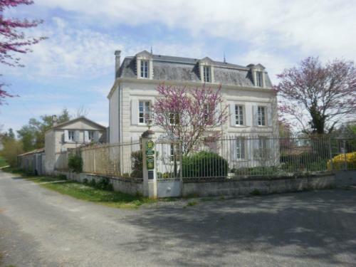 Hostal Domaine de Berthegille