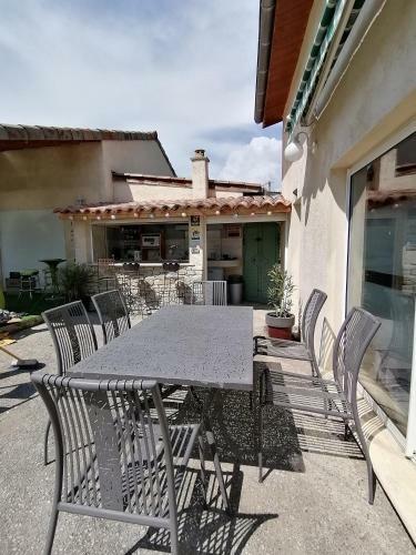 Bed & Breakfast Chambre Double Avec Piscine Et Ext�rieur