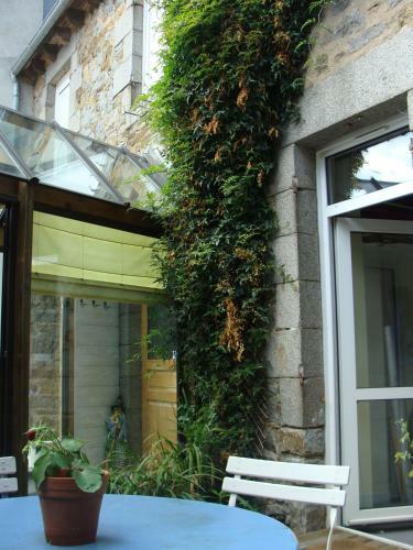Bed & Breakfast Chambres D'h�tes Dans La Cit� Des Trois Vall�es