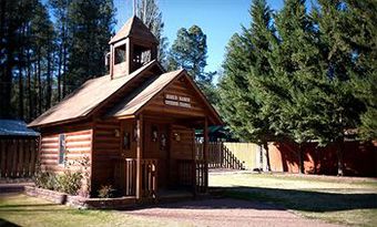 Kohl's Ranch Lodge