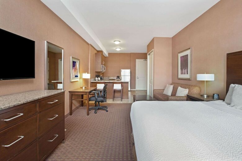 Hotel La Quinta Inn & Suites Paso Robles