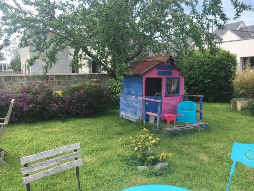 Originally Designed Holiday Home With Garden In A Central Location