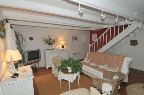 Maison de Village En 2 Parties
