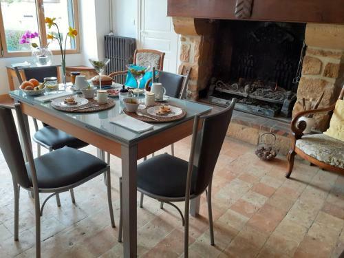 Hostal Le Perche C�ronnais