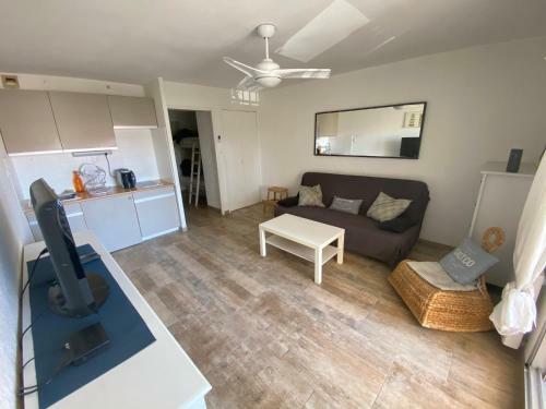 Apartamento Studio � 50 M de La Plage Aper�ue Mer
