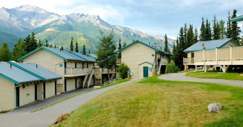 Denali Bluffs Hotel