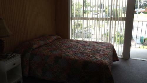 Motel Twin Lakes Inn