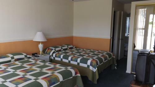 Motel Twin Lakes Inn