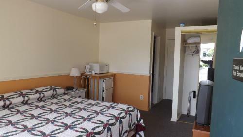 Motel Twin Lakes Inn