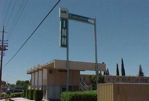 Motel Antioch Executive Inn