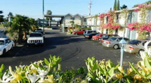Motel Antioch Executive Inn