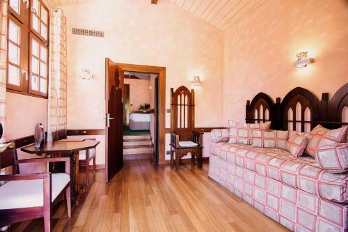 Hotel Au Logis Des Remparts