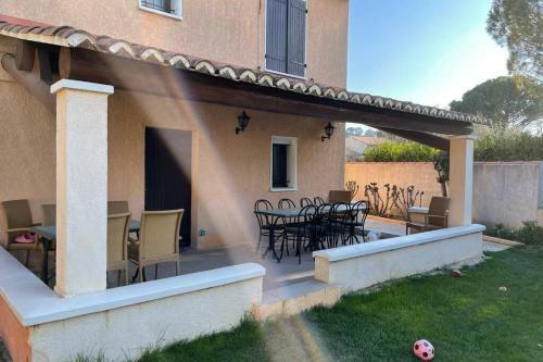 Rez-de-chauss�e Privatif - Alpilles - Piscine