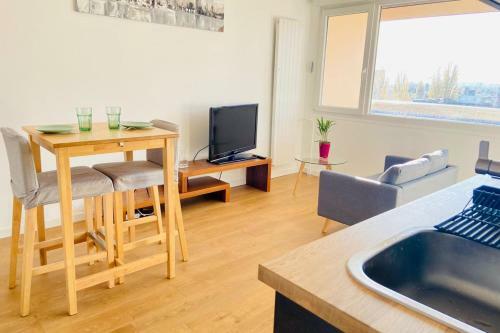 Bnb2you Apartment With View Near Geneva