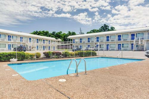 Motel 6 Fayetteville