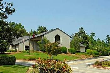 Hotel Rime Garden Inn & Suites