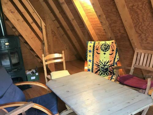 Chalet Le D�voluy, 3 Pi�ces, 6 Personnes - Fr-1-504-620