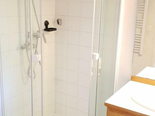 Chalet Le D�voluy, 3 Pi�ces, 8 Personnes - Fr-1-504-619