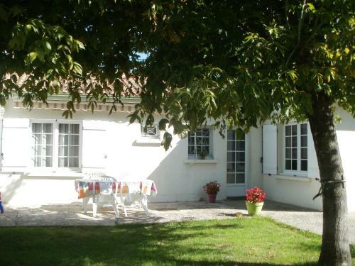 Vacances A St Germain D Esteuil 33340