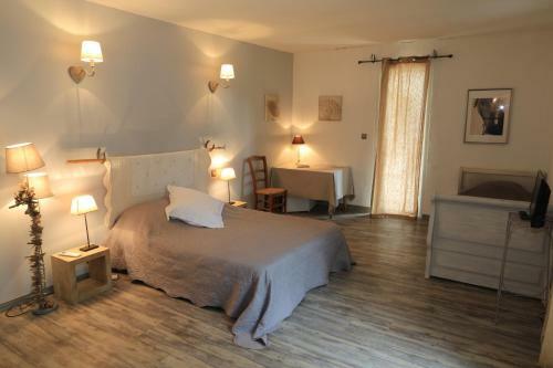 Bed & Breakfast Mas D'auzi�res