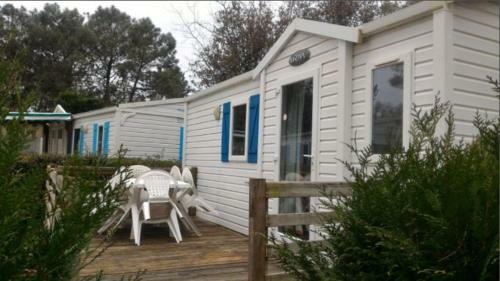 Camping L?or�e Des Pins **** - Maeva