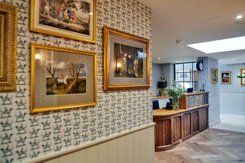 Posada Hare And Hounds Newbury