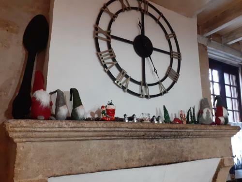 Maison Atypique Dans Cit� M�di�vale