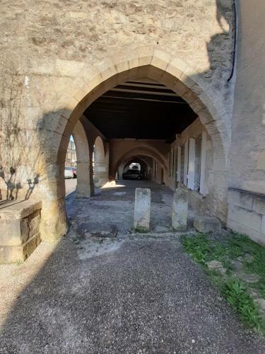 Maison Atypique Dans Cit� M�di�vale