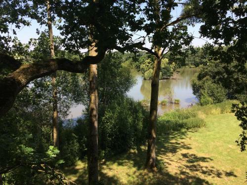 Bed & Breakfast Cabanes Et Chambre � La Bernardiere