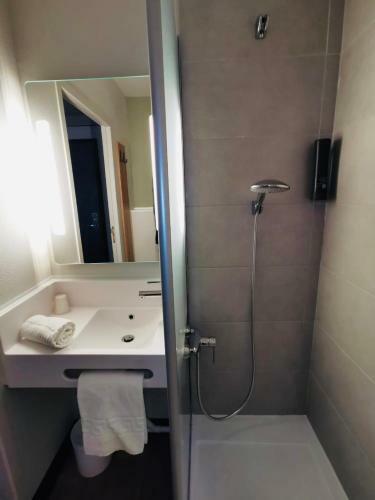 B&B Hotel Saint-martin-de-crau Alpilles Camargue
