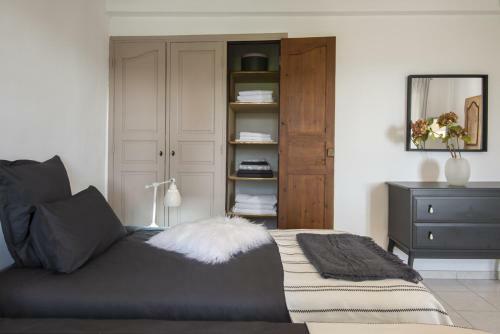 Apartamentos Mas Roseland