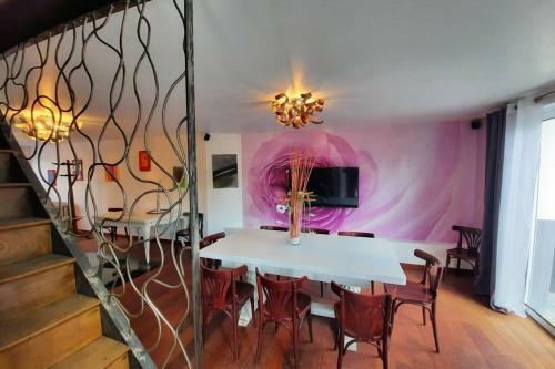Maison Jeanne (Proche B�cherel Pour 14 Personnes)