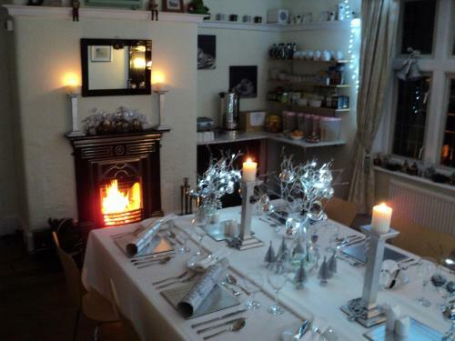 Hostal The White Lodge