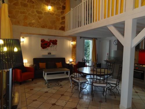 Apartamento Locations Des Alpilles